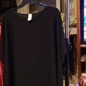 MODERN black sheer short sleeve blouse Size One Size